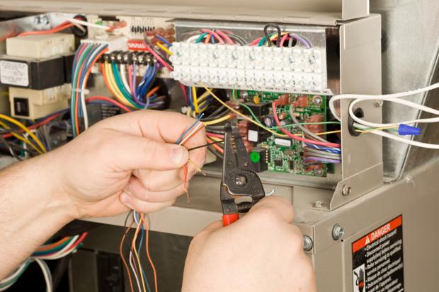 Electronics assembly and test line